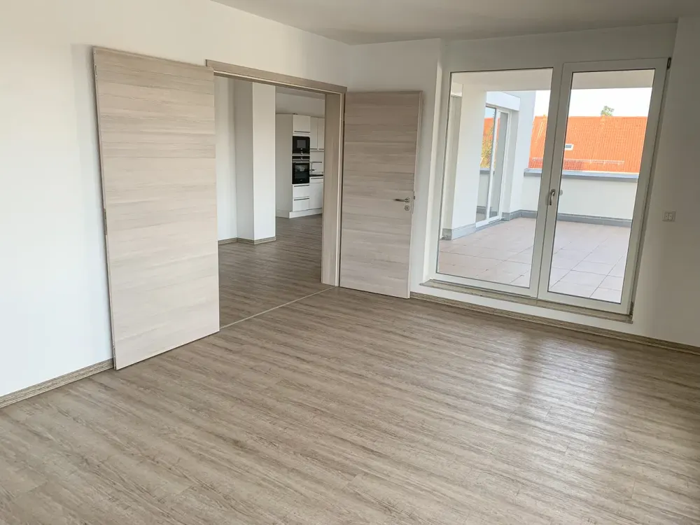 Large 4-Room Apartment for Families in Johannesvorstadt