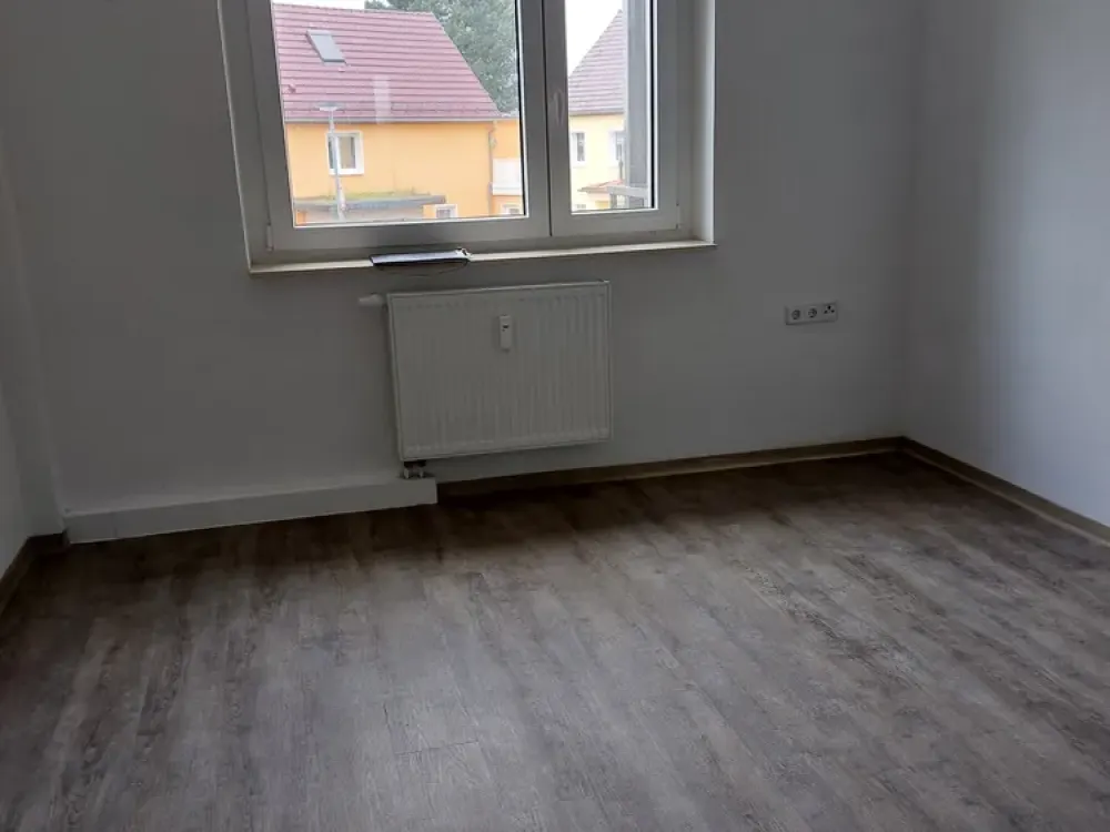 3-Raum-Hochparterrewohnung mit Balkon