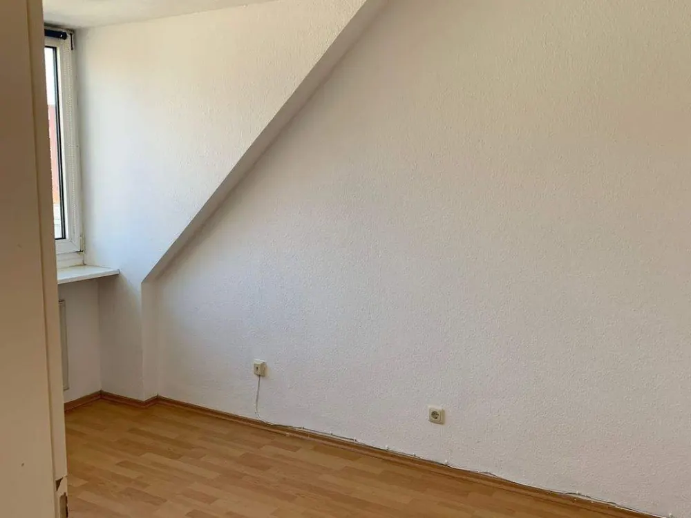 Wandsbek: 3-Zimmer-Whg im Dachgeschoß