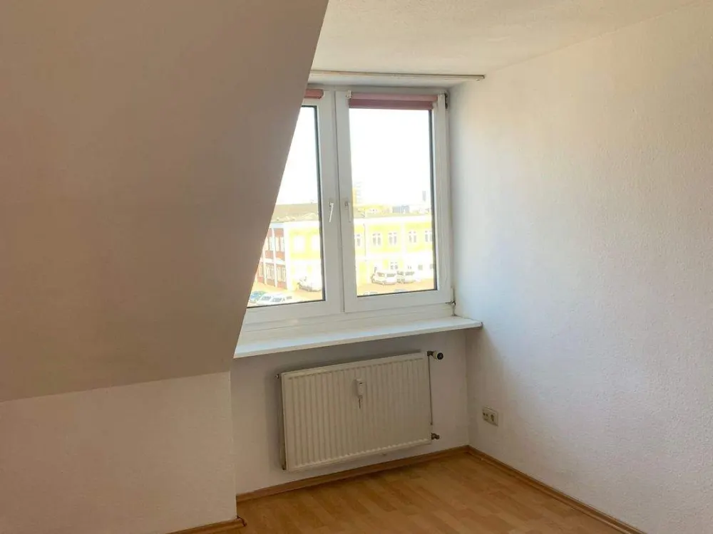 Wandsbek: 3-Zimmer-Whg im Dachgeschoß