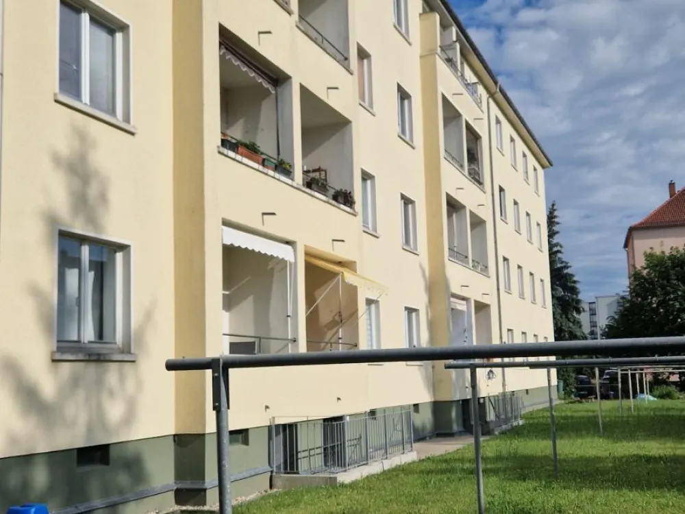Charmante preiswerte 2-Zi Wohnung in zentraler Lage - WG-geeignet