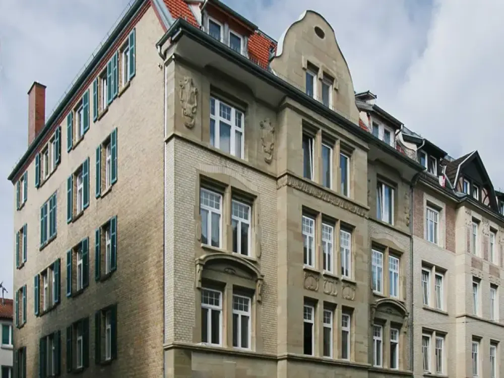 Modern, hell, hochwertig. 4,5-Zi-DG-Whg im Lehenviertel