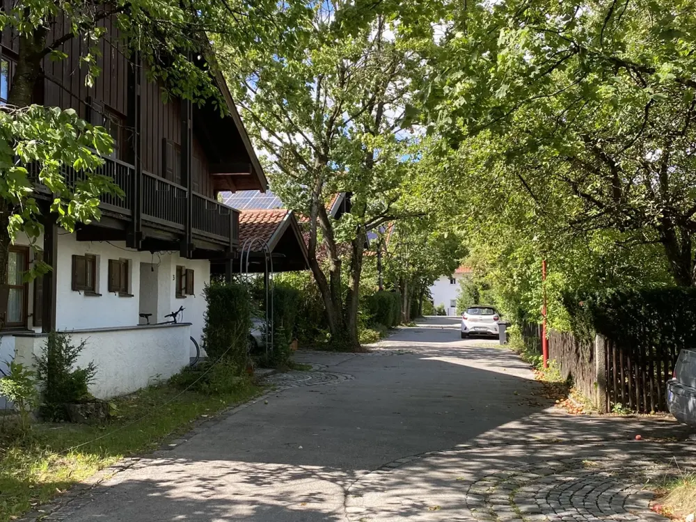 **Wochenendheimfahrer/in herzlich willkommen**Ruhig gelegenes Einliegerappartement**