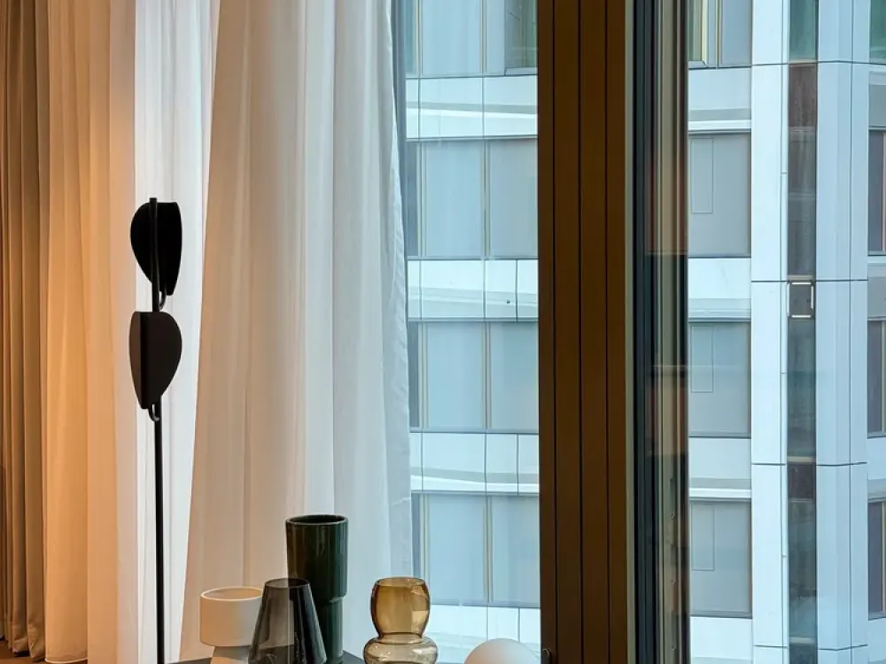 FOUR: Vollmöbliertes City-Apartment