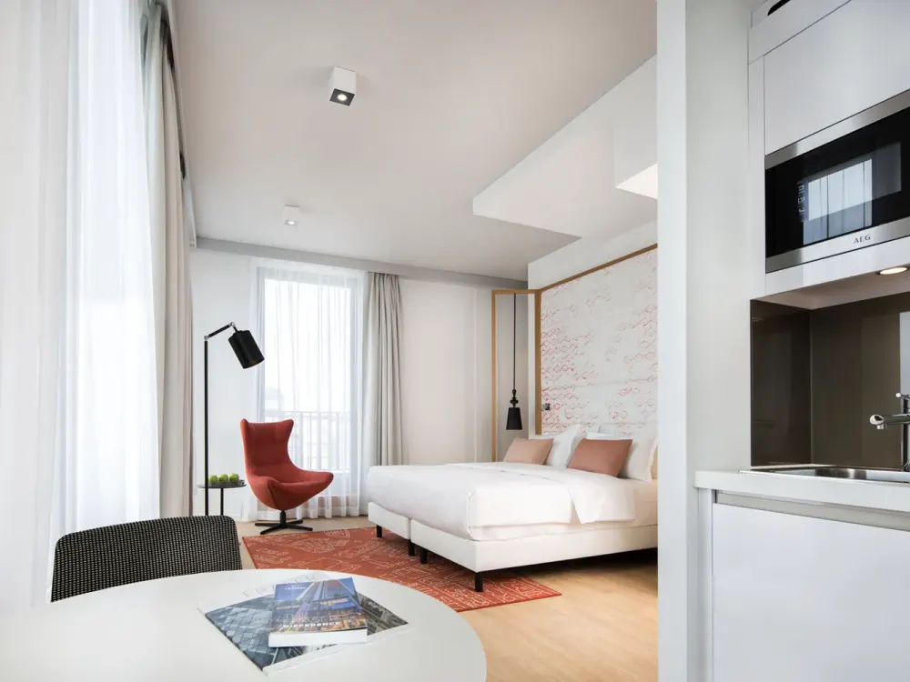 1 Zimmer Wohnung- Premier, Berlin Mitte €1.600 / Monat (inkl. Nebenkosten)