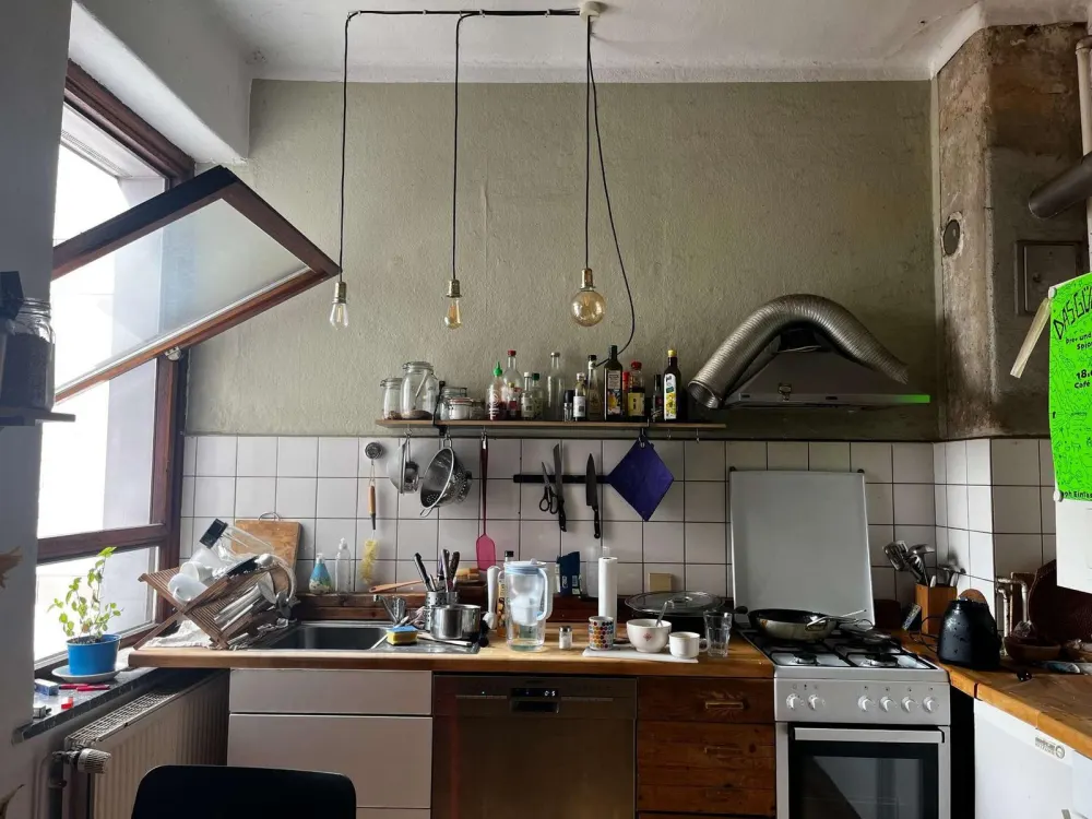 Ruhiges Doppelzimmer in Altbau WG