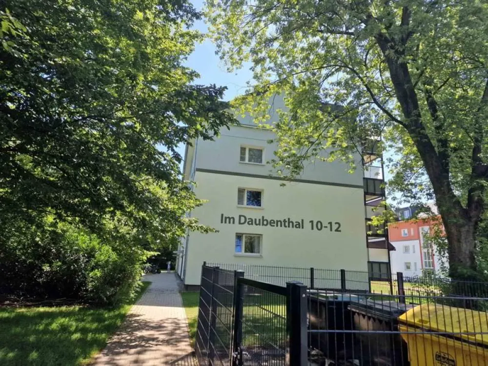 Fußbodenheizung, offene Küche, großer Balkon - Moderne Wohnung in Dormagen