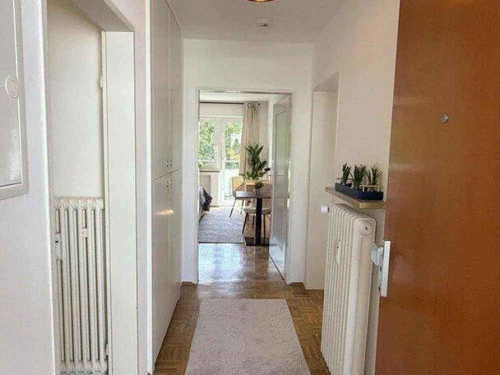 1 Shared Flat Room in Courtyard Location Near City Center Including Fitted Kitchen and Furnished