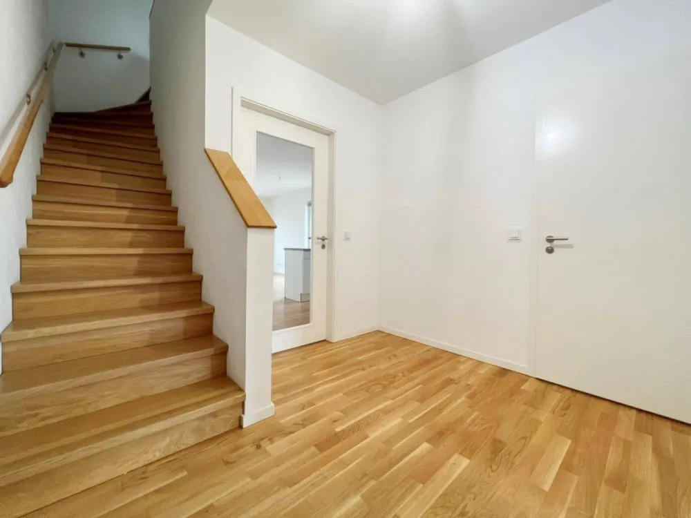 Moderne Maisonette-Wohnung zur Miete in Hamburg Jenfeld - Wentzel Dr.