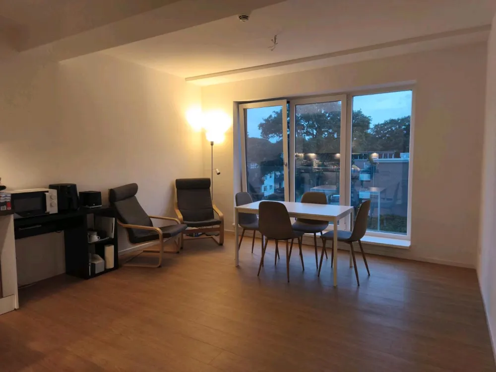 Apartment Available for Immediate Rent