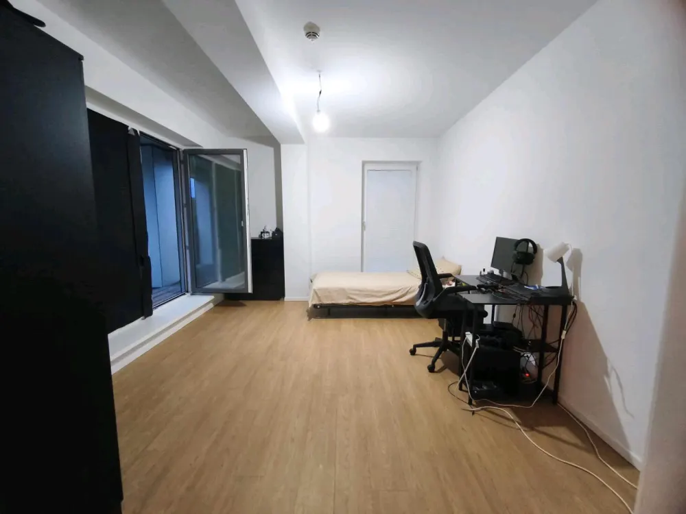 Apartment Available for Immediate Rent
