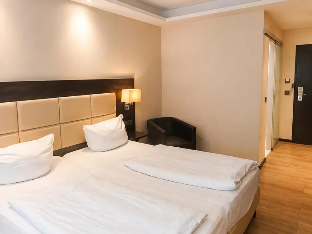 Hotel Atmosphere: Fully Furnished Former Hotel Room in Karlsruhe for Rent