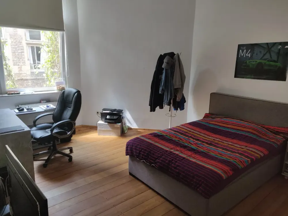 Helle, renovierte 2-ZKB-Altbauwohnung mit EBK in KA, vis-à-vis KIT, ideal für 2er-WG