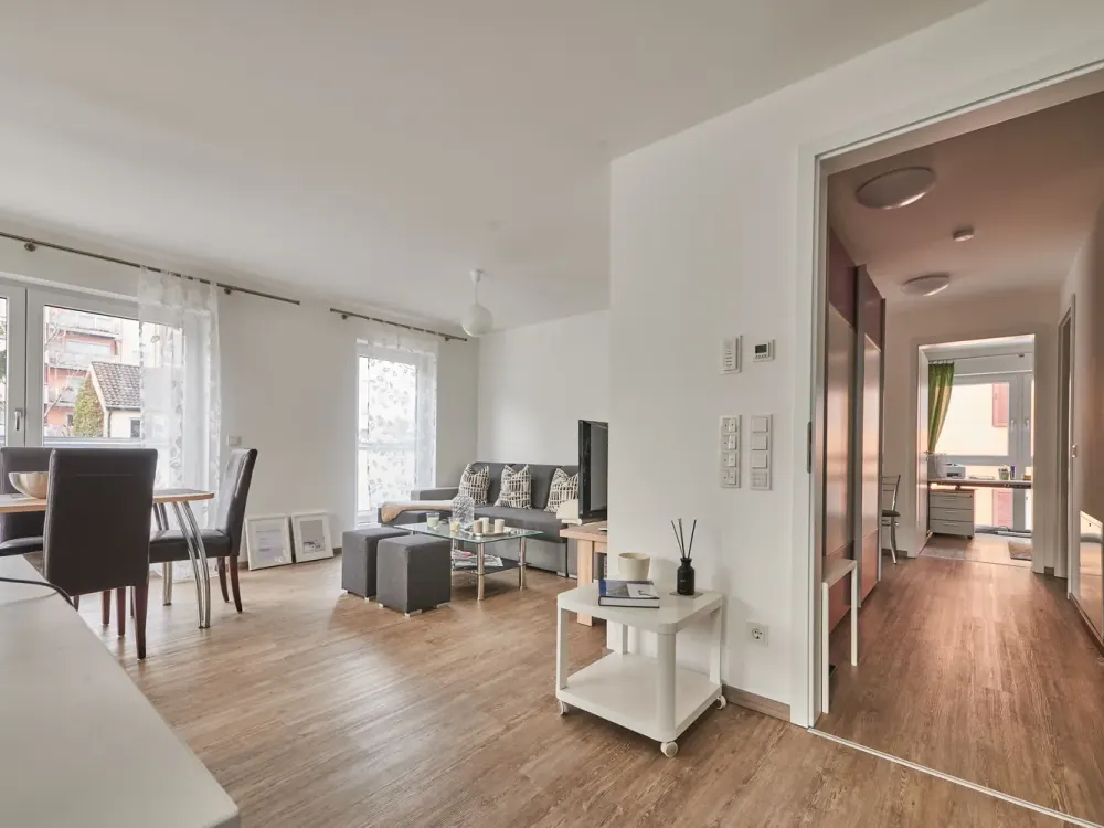 Hochwertig möblierte 3-Zimmer-Wohnung in München Milbertshofen