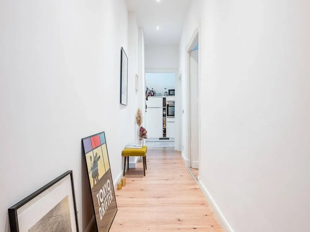 Stilvoll möbliert in Berlin-Wedding - helle 2-Zimmer-Wohnung mit Balkon & Homeoffice