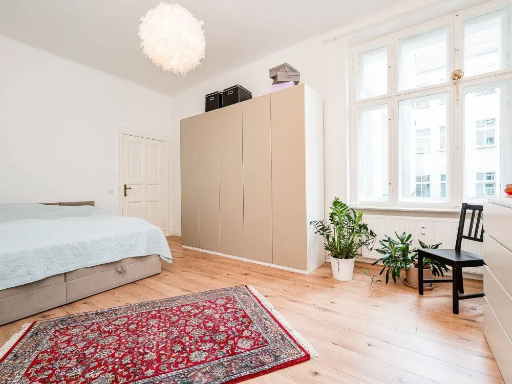 Stilvoll möbliert in Berlin-Wedding - helle 2-Zimmer-Wohnung mit Balkon & Homeoffice