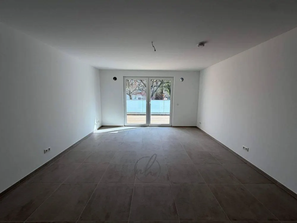 Neubauwohnung mit großzügiger Terrasse in Wandsbek