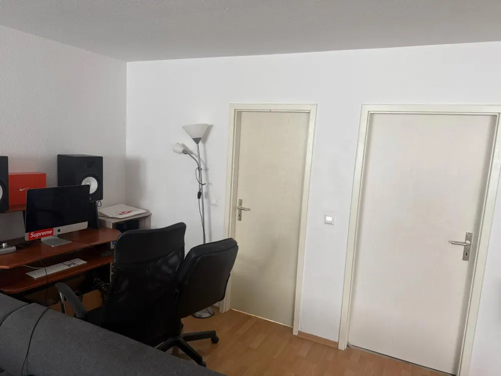 Attraktive 2-Zimmer-Dachgeschosswohnung mit Tageslichtbad