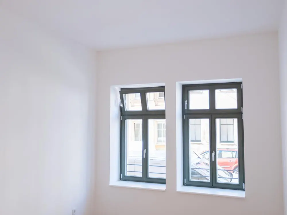 Hochwertig sanierte 3,5 - Zimmer-Wohnung mit Fußbodenheizung und Altbaucharme, WE08