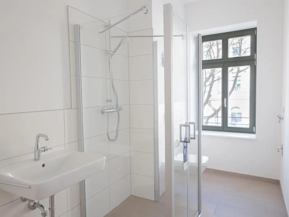 Hochwertig sanierte 3,5 - Zimmer-Wohnung mit Fußbodenheizung und Altbaucharme, WE08