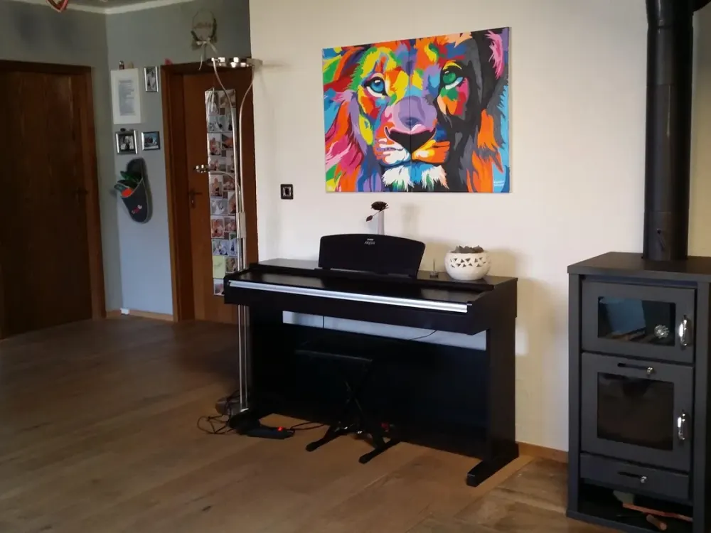 Quiet 2-Room Apartment with High-Quality Features and Garden Share