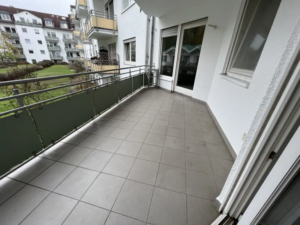 +++ MODERNE ZWEI- ZIMMERWOHNUNG IN FRANKFURT-HAUSEN - DIREKT AM NIDDAPARK - MIT EBK & BALKON +++