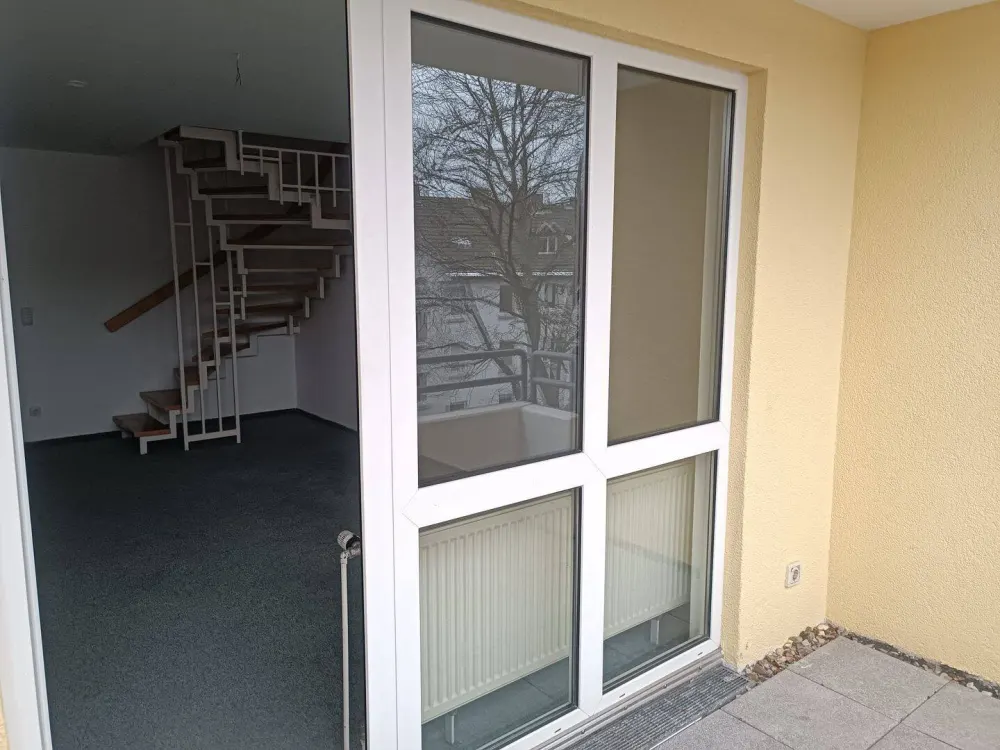 2 or 3 Person Shared Apartment in a 3-Room Maisonette Apartment with Balcony & Underground Parking Space