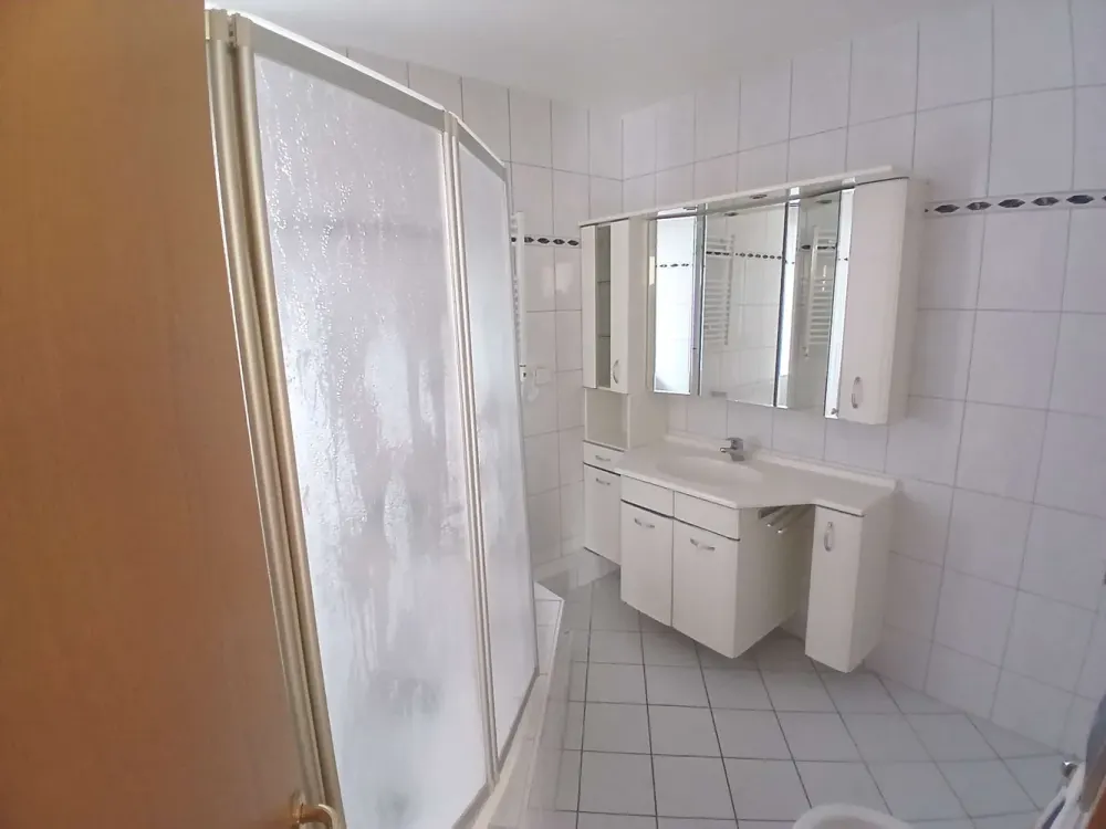 Urbanes Wohnen mit Flair, Helle Wohnung mit Balkon im Herzen der Stadt
