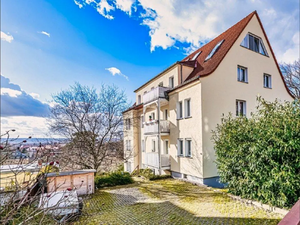 Wohnen mit Blick ins Grüne / Hochwertige EBK / Großer Südbalkon
