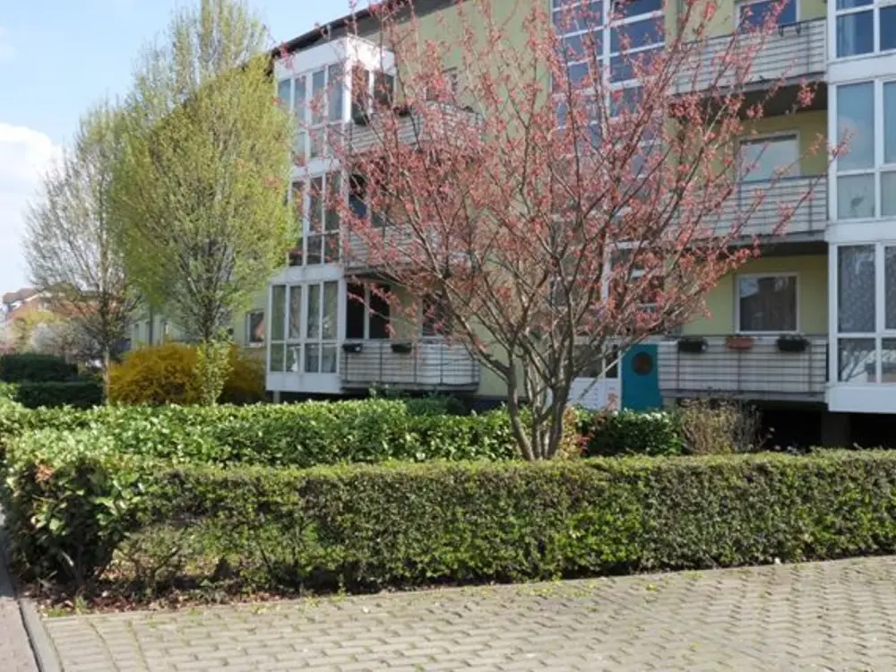 Moderne, helle u.großz. 2- Zi.-Whg. mit Sonnenbalkon in Monheim am Rhein