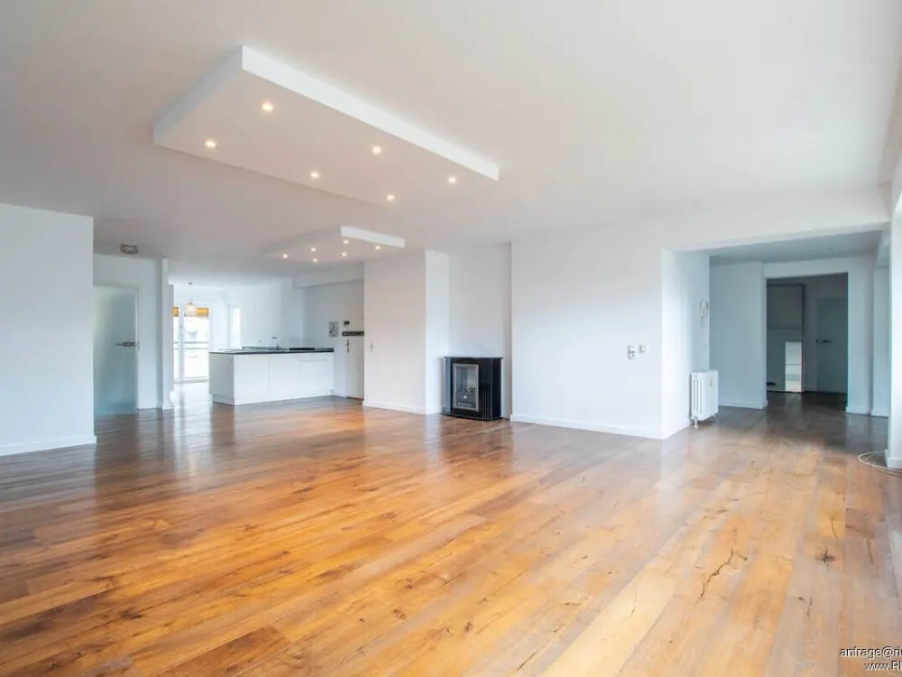 Welc(H)ome® by RIDA FLATS - Living in the Heart of Cologne with an Impressive Cathedral View