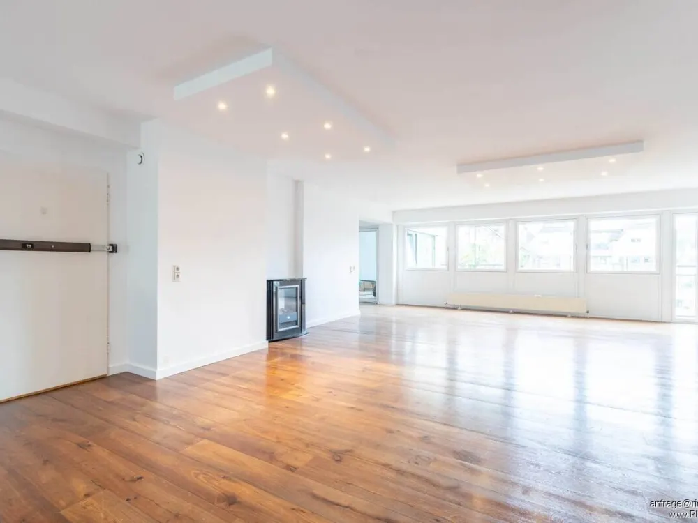 Welc(H)ome® by RIDA FLATS - Living in the Heart of Cologne with an Impressive Cathedral View
