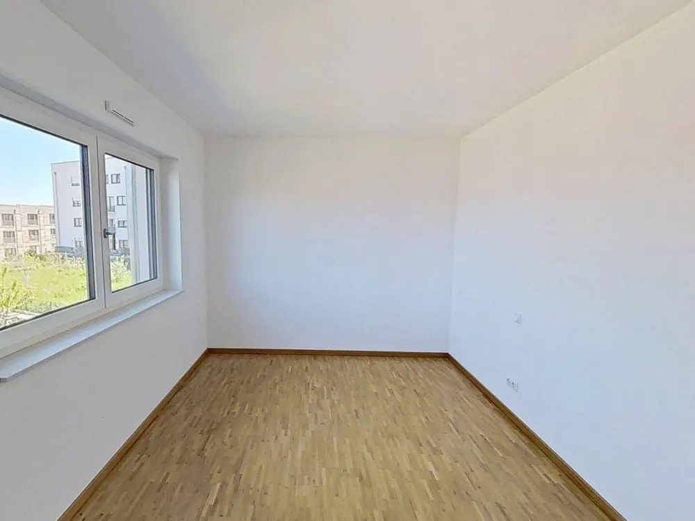 First Occupancy Wheelchair-Accessible 3-Room Apartment with Built-In Kitchen and Loggia