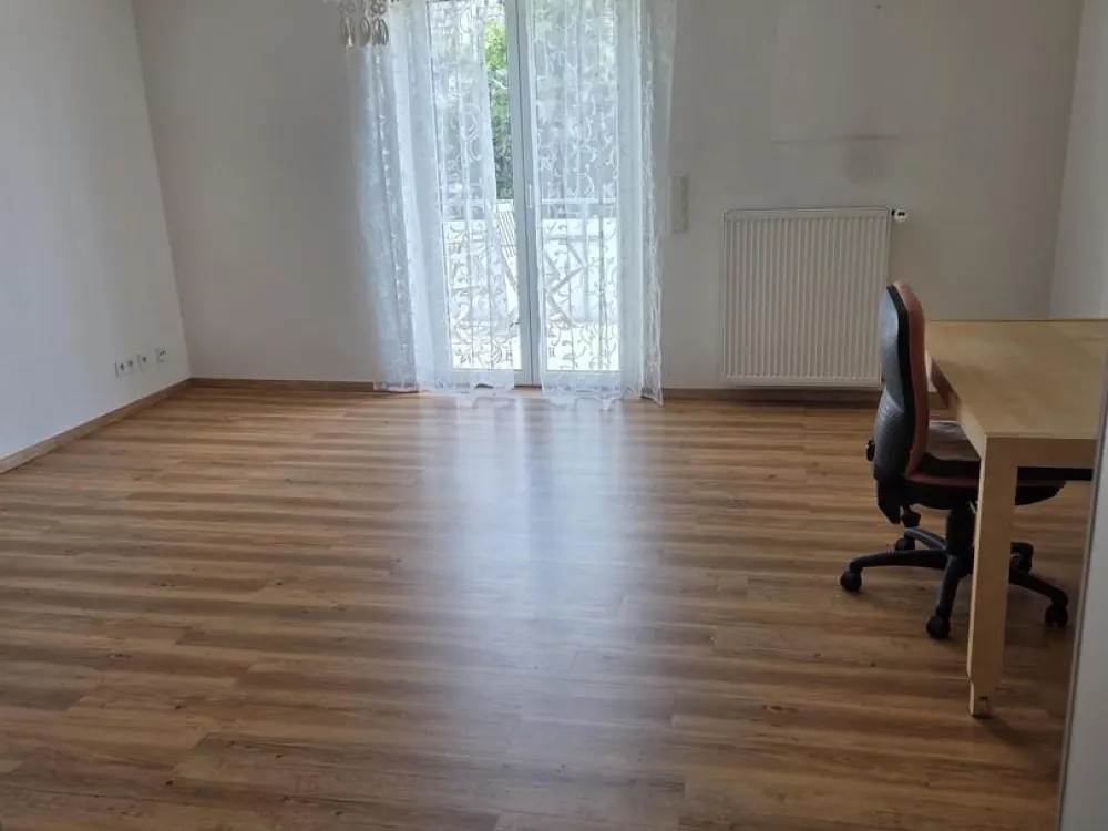 Sonnige 2,5 Zimmer für 1 Person