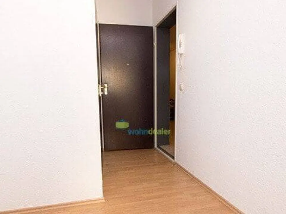 Burghausen: Tolle 1 Zimmer Wohnung in ruhiger Lage mit Balkon, Tageslichtbad! - ab 01.11.2026