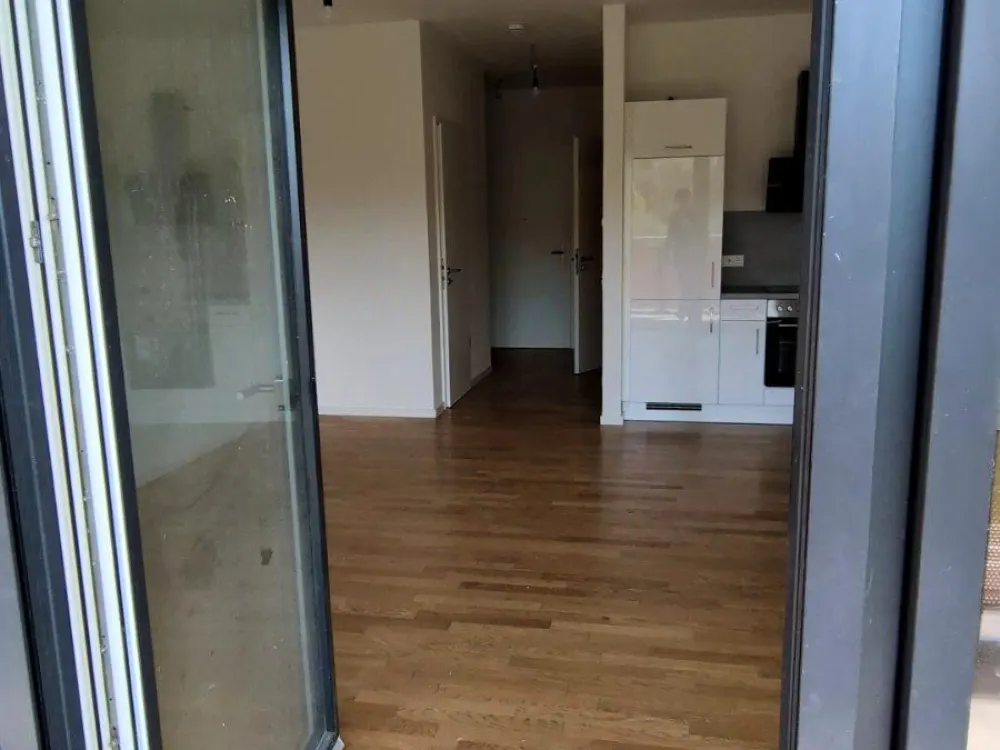 Modern 1-Room Apartment with Balcony, First Occupancy 2026 in the Center