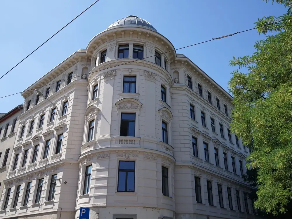 ** 1 Monat Kaltmietfrei** Helle 2-Zimmer-Wohnung mit Einbauküche in Leipzig-Kurt-Schumacher-Straße