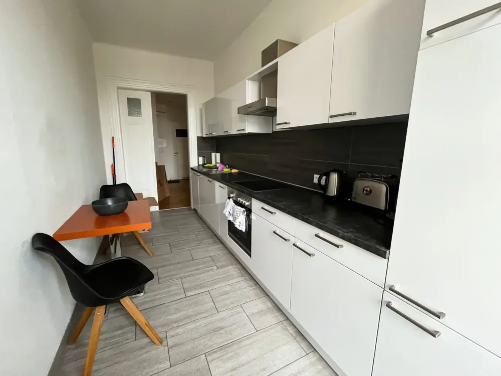 ** 1 Monat Kaltmietfrei** Helle 2-Zimmer-Wohnung mit Einbauküche in Leipzig-Kurt-Schumacher-Straße