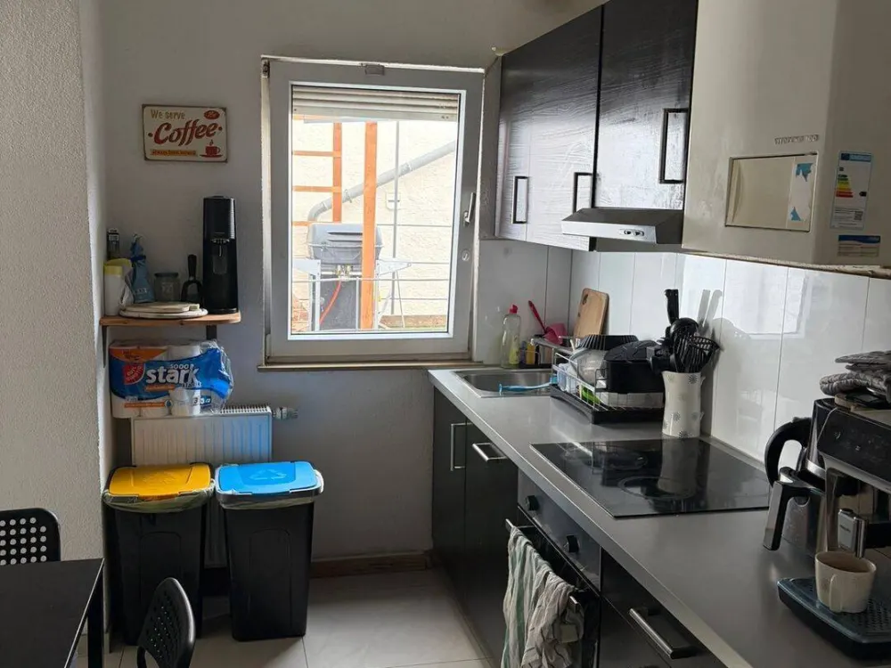 Gemütliches 17qm WG Zimmer in super Lage + Anliegende Terrasse