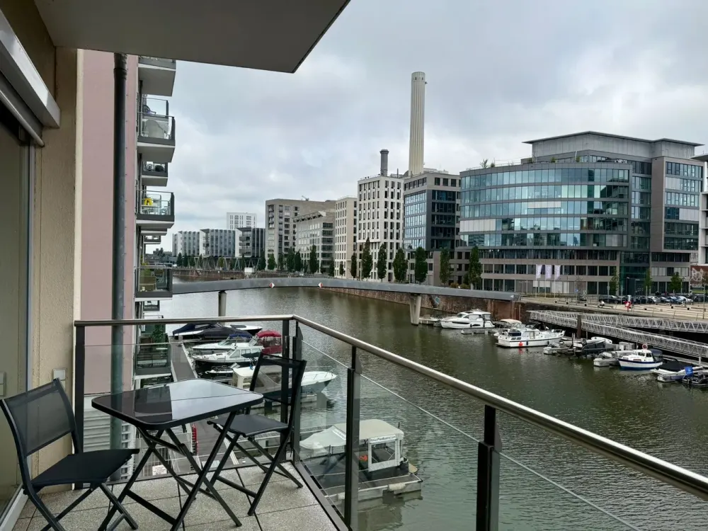 Möbliert & zentral am Westhafen - 2 Zimmer Wohnung