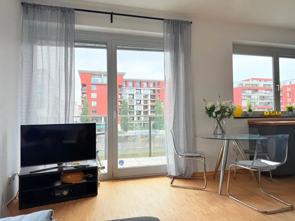 Möbliert & zentral am Westhafen - 2 Zimmer Wohnung