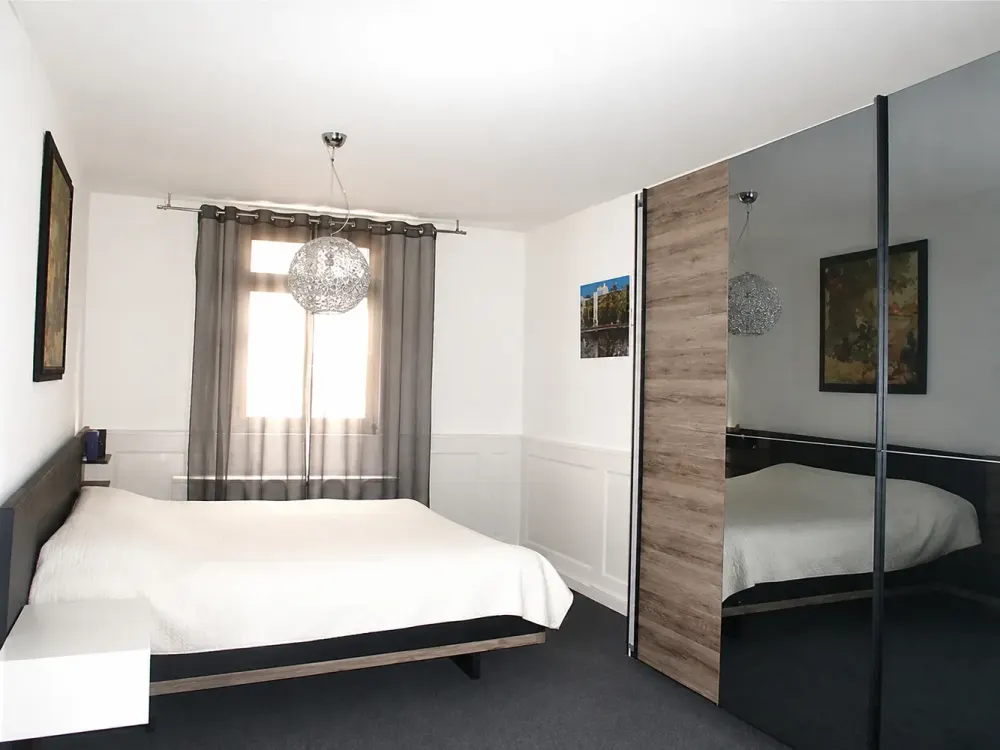 wohnen mit Altbau-Flair: gemütliche 2,5 - Zimmer-Wohnung in Esslinger Altstadt