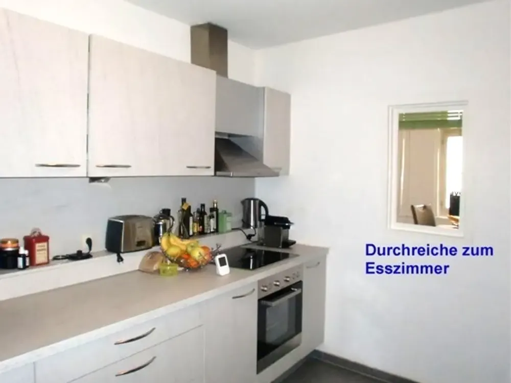 wohnen mit Altbau-Flair: gemütliche 2,5 - Zimmer-Wohnung in Esslinger Altstadt