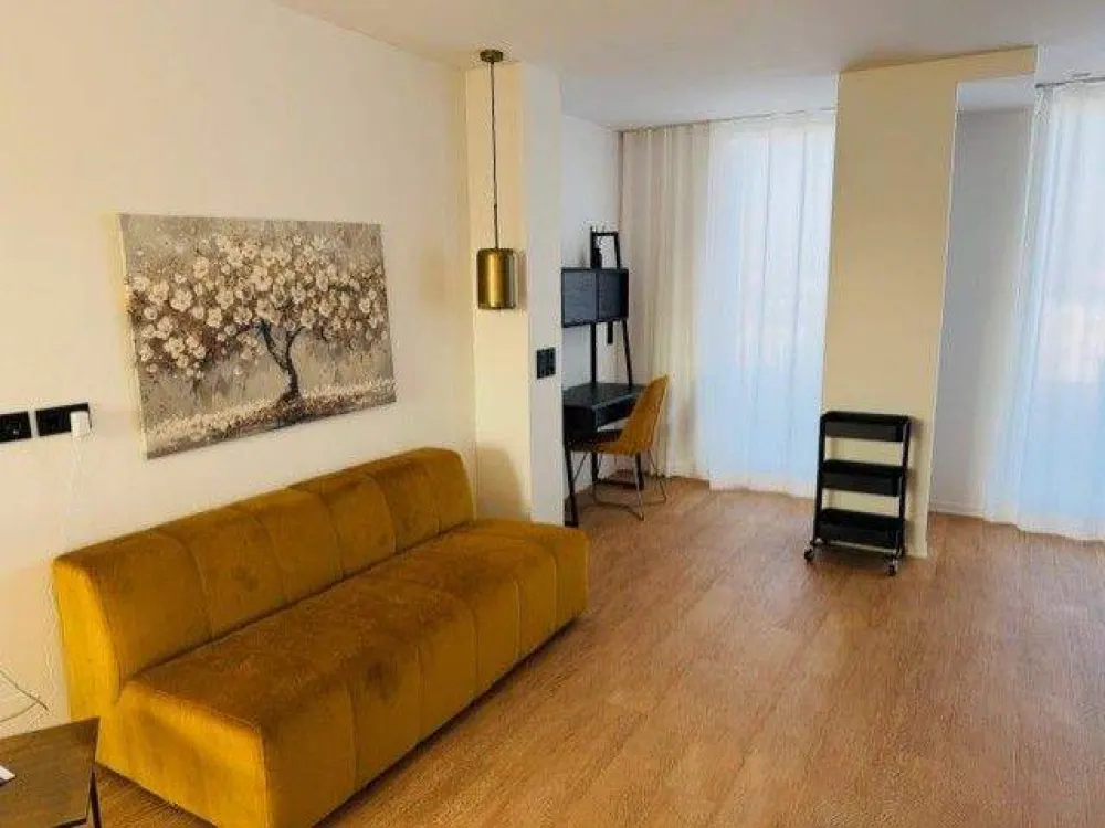***ÜBER DEN DÄCHERN VON LEIPZIG~MÖBLIERTES APARTMENT~ALL-INCLUSIVE MIETE~DACHTERRASSE**