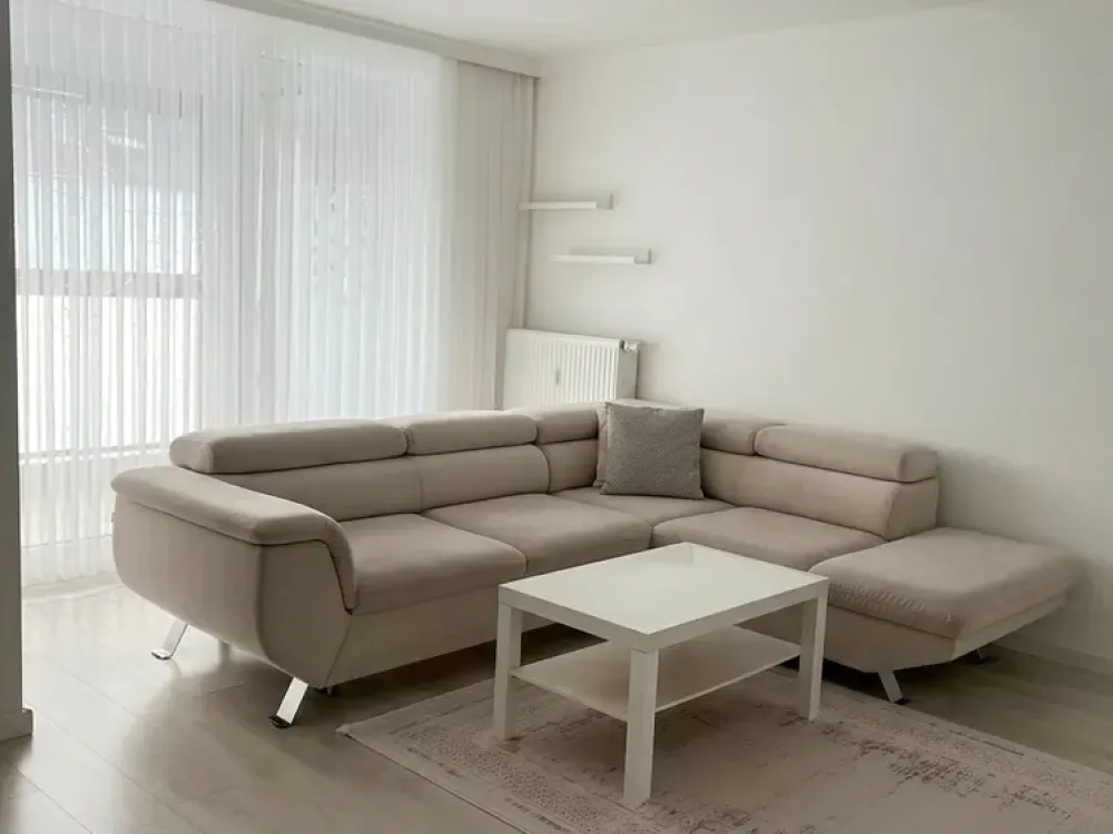Wohnen mit Charakter: Vier-Zimmer-Wohnung in Ramersdorf