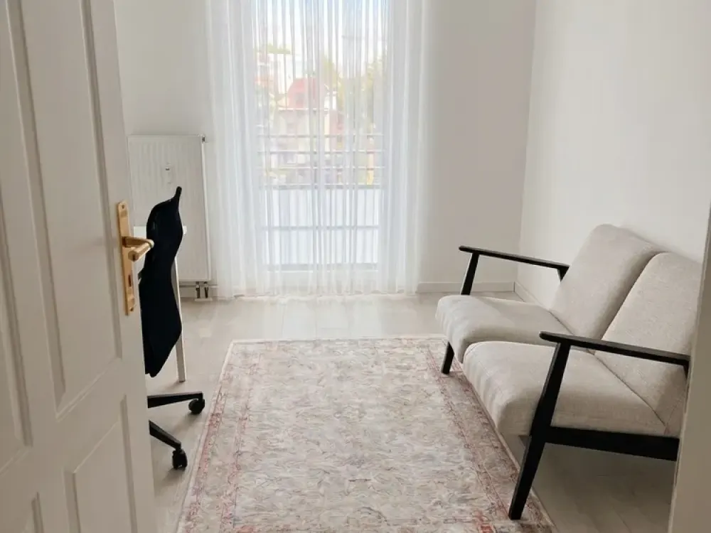 Wohnen mit Charakter: Vier-Zimmer-Wohnung in Ramersdorf