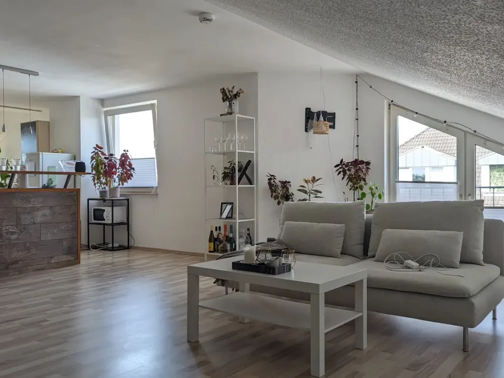 Dachgeschoss-Wohnung in Leverkusen