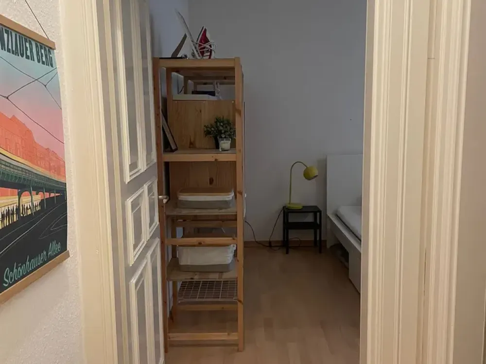 Stilvolle, voll möblierte Wohnung mit Balkon, Bezugsfertig ab sofort