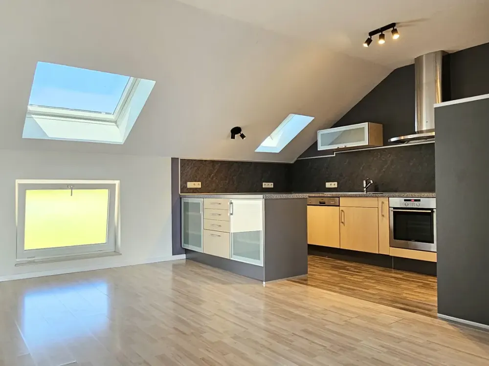gepflegte & moderne Wohnung mit großem Balkon in Kuhardt