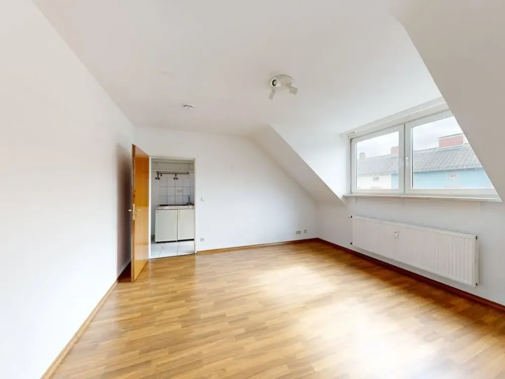 Zentrales Dachgeschoss-Apartment in Toplage von Alt-Sachsenhausen - Partymeile